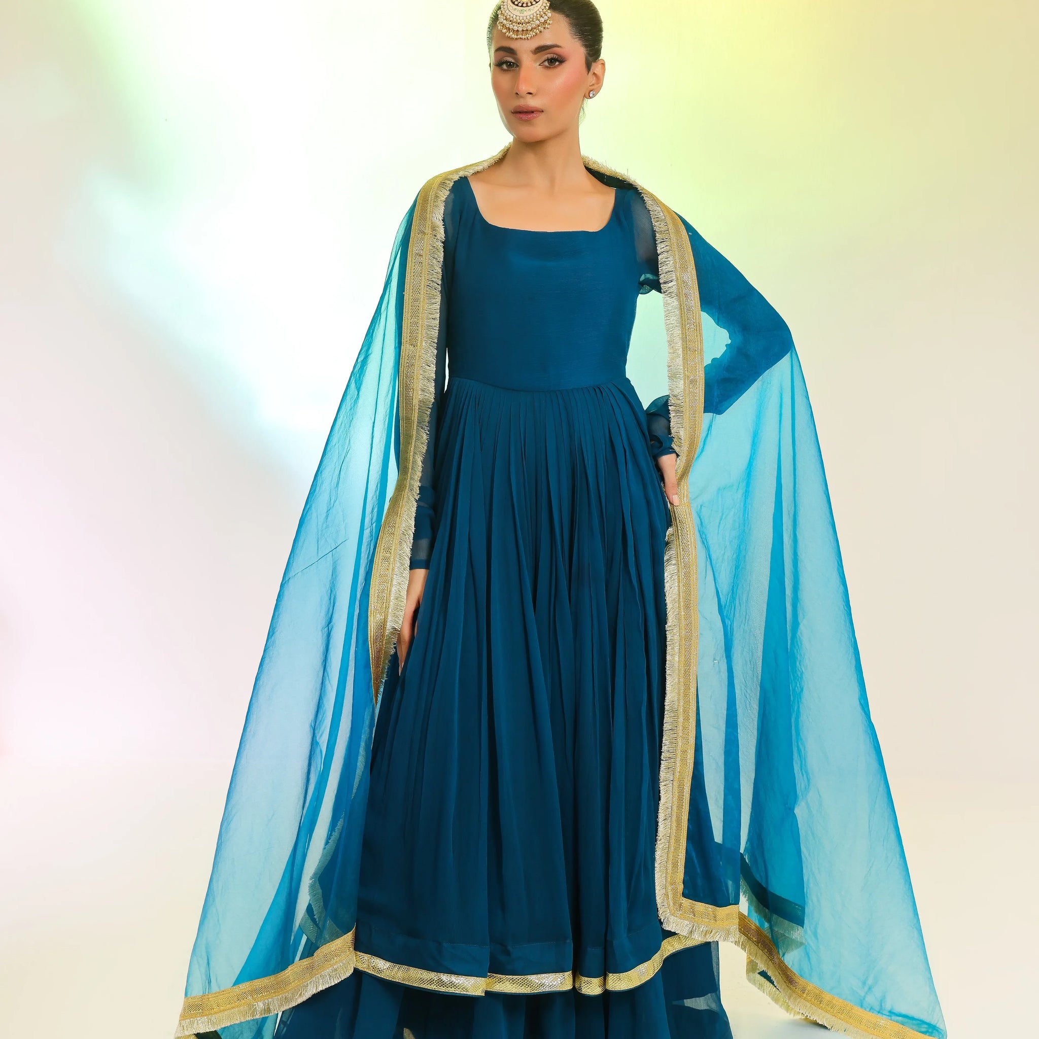Teal Tier Pishwas